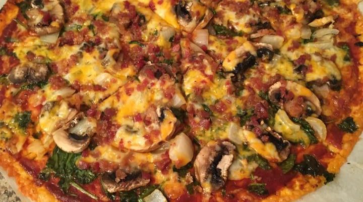 Low Carb Cheese Crust Pizza With Spinach, Mushrooms And Bacon