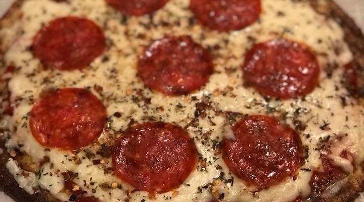 PERFECT KETO CAULIFLOWER PIZZA CRUST